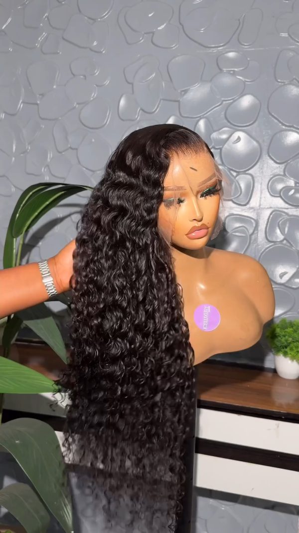 water curly wig