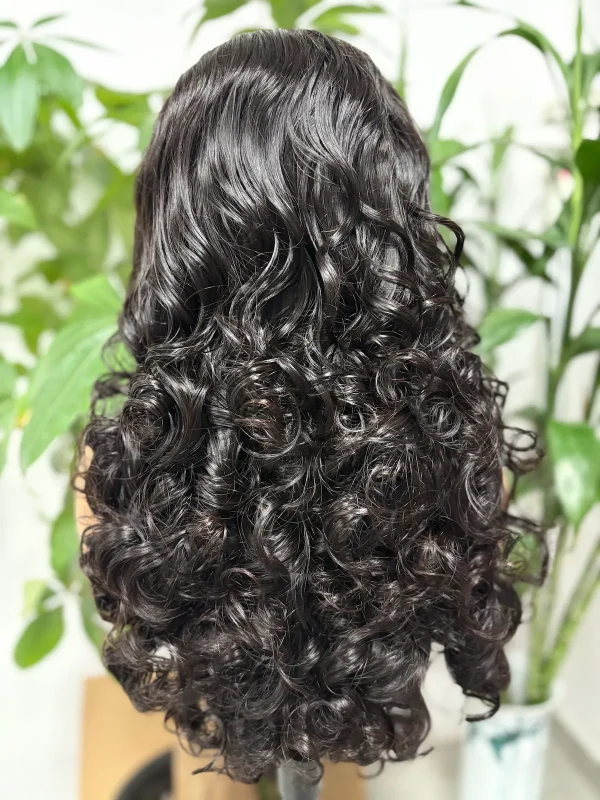 13x4 Lace Wig – Elastic Curly (Egg Roll Curls) - 图片 2
